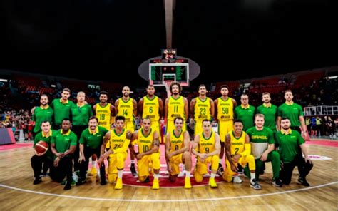 quantas vezes a seleção brasileira de basquetebol masculino participou do campeonato das américas